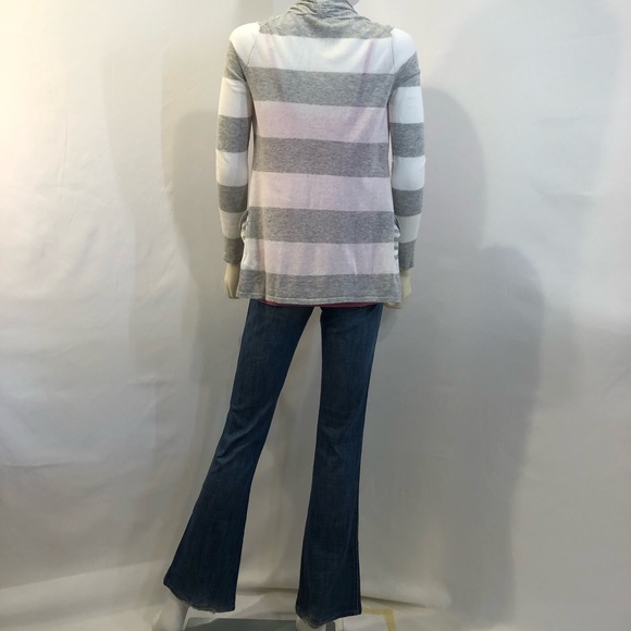 Express, Gray White Stripe Sweater, Size S - Picture 8 of 11